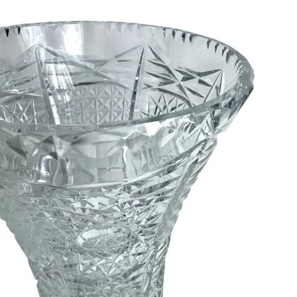 Cut Crystal Vase Vintage Starburst Design 8 Inch - Picture 4 of 11